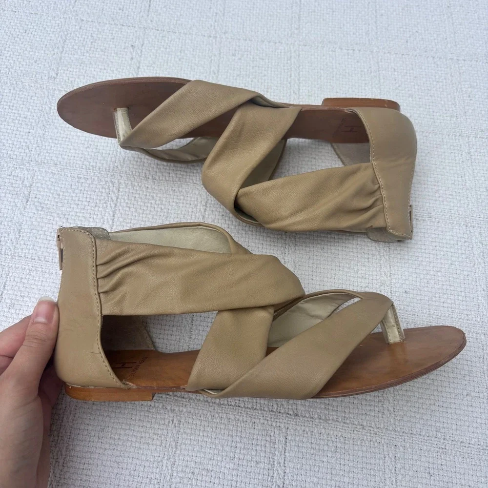 Women's EU 40 SILVIAN HEACH Faux Leather Beige Strappy Thong Gladiator Sandals